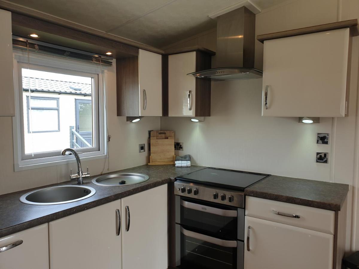 Privately Owned Stunning Caravan Seawick Holiday Park St Osyth Jaywick Sands Exterior foto